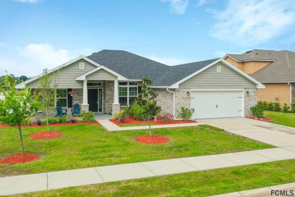 265980 4 Lakeside Pl S
