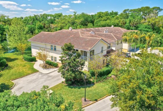 266438 25 N Riverview Bend N