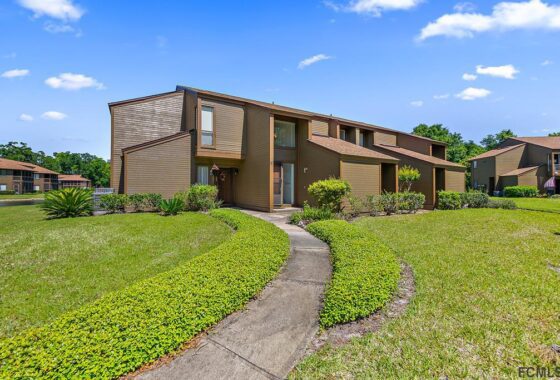 276255 24 Sherbury Court