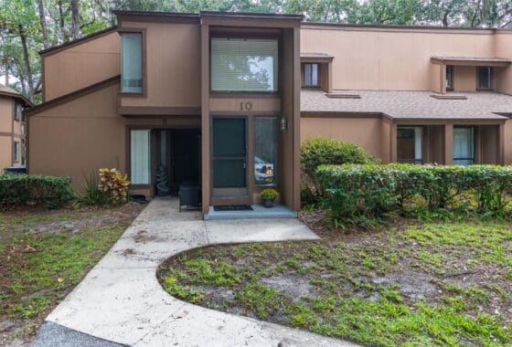 FC286711 10 Pinehurst Place