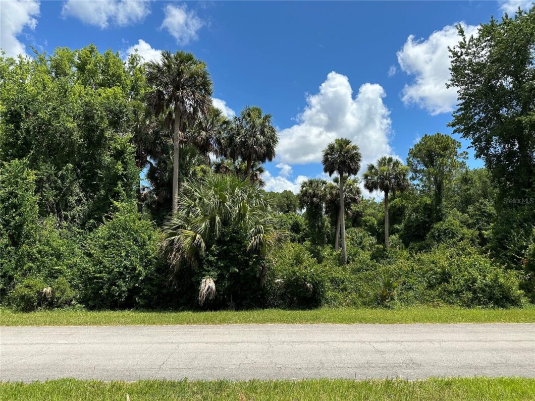 FC301565 820 Paradise Boulevard