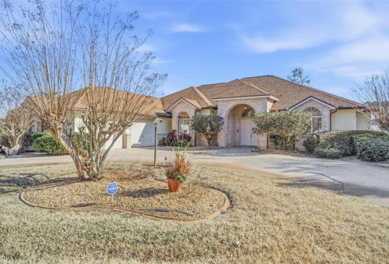 FC315863 108 Barrington Drive