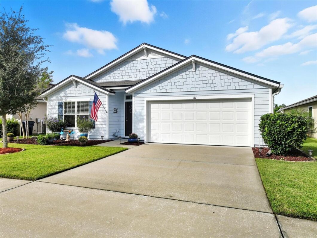 FC313317 127 Fairway Court