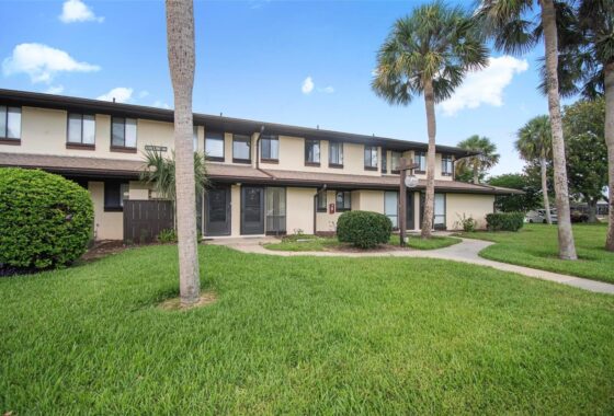 FC317499 44 Club House Drive