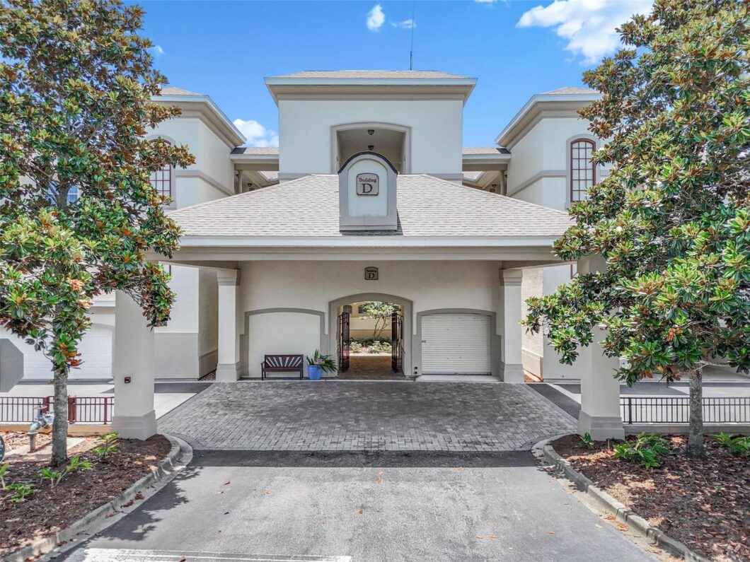 FC318771 200 Riverfront Drive D103
